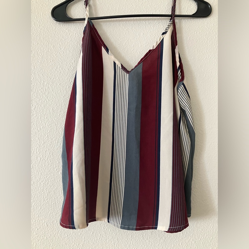 🌸 3/$15 SHEIN v-neck cami top